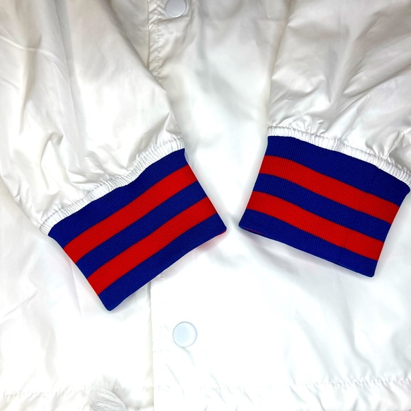 Champion - Windbreaker - Picture 2 of 5